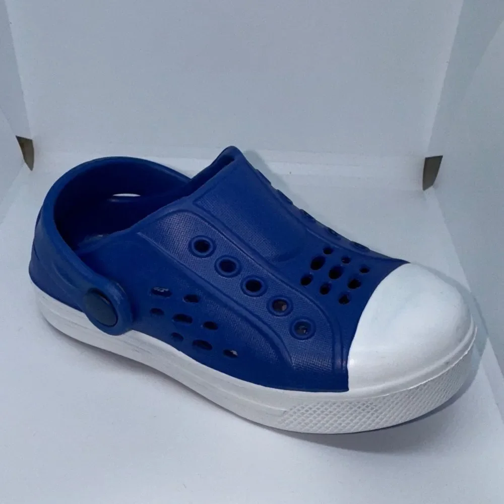 🔥Tommy Bahama Kids Blue cross Shoes Sz 9 New